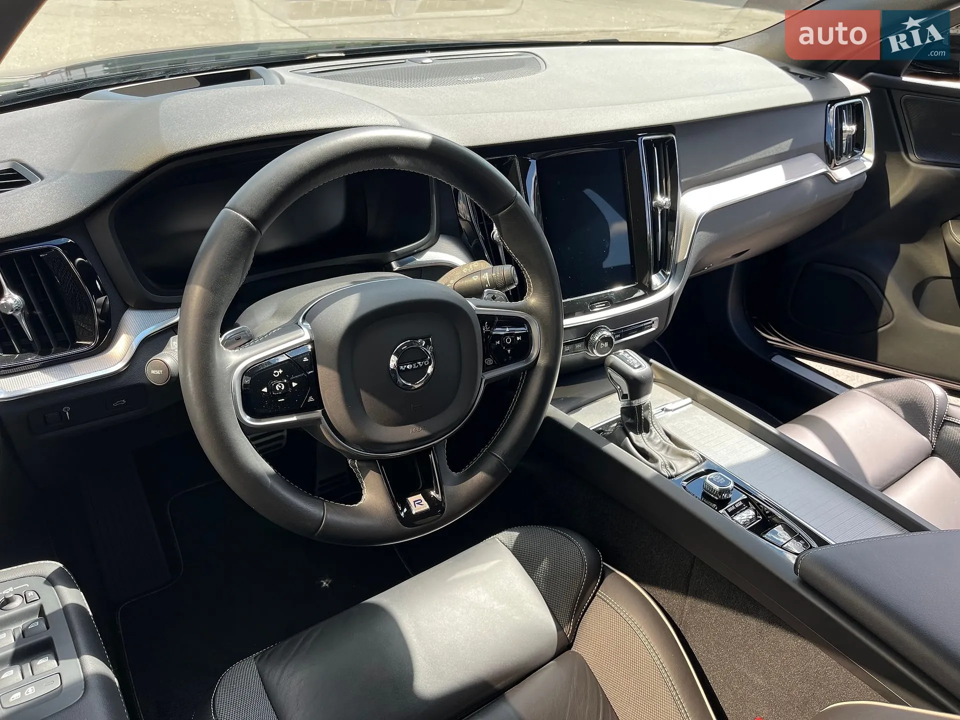 2019 Volvo V60 - мініатюра 39