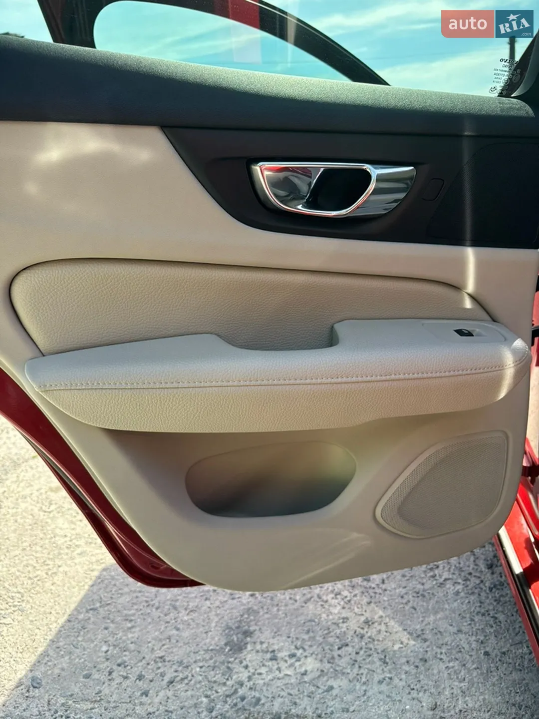 2018 Volvo V60 - мініатюра 15
