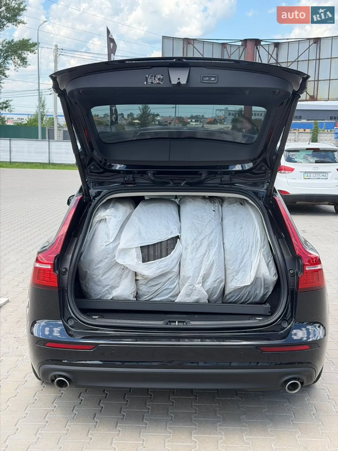 2020 Volvo V60 - мініатюра 24
