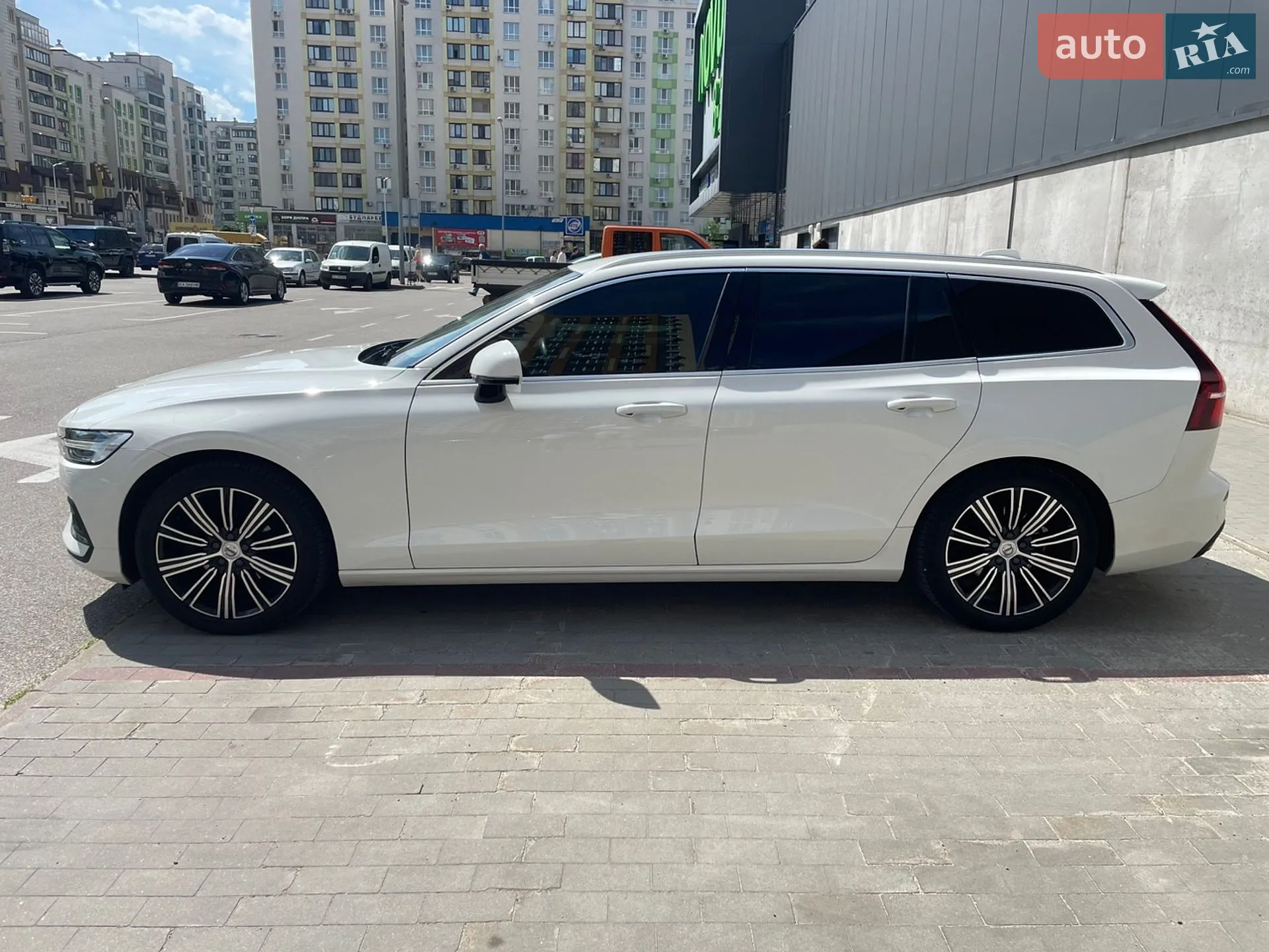 2018 Volvo V60 - мініатюра 3