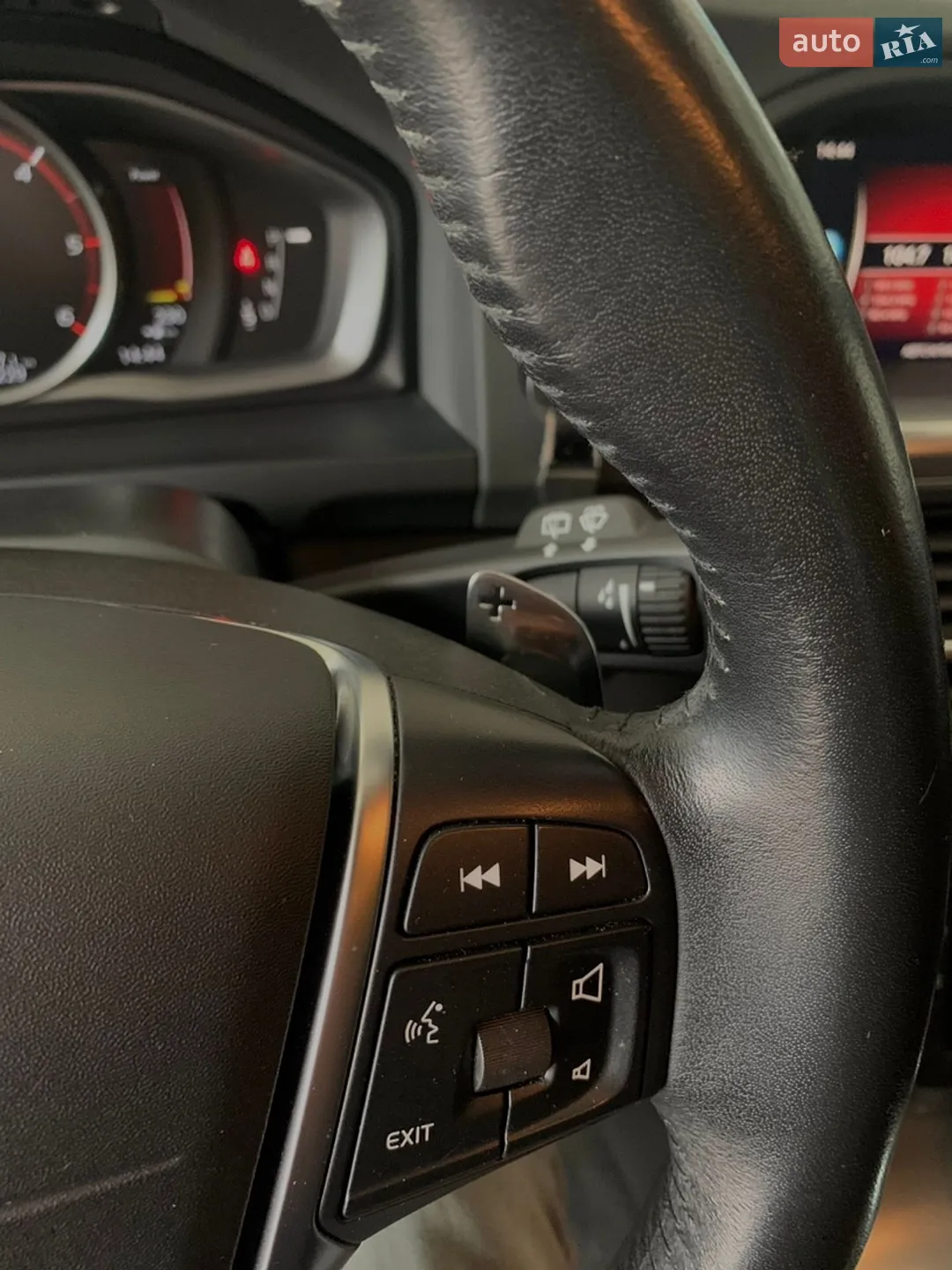2017 Volvo V60 - мініатюра 13