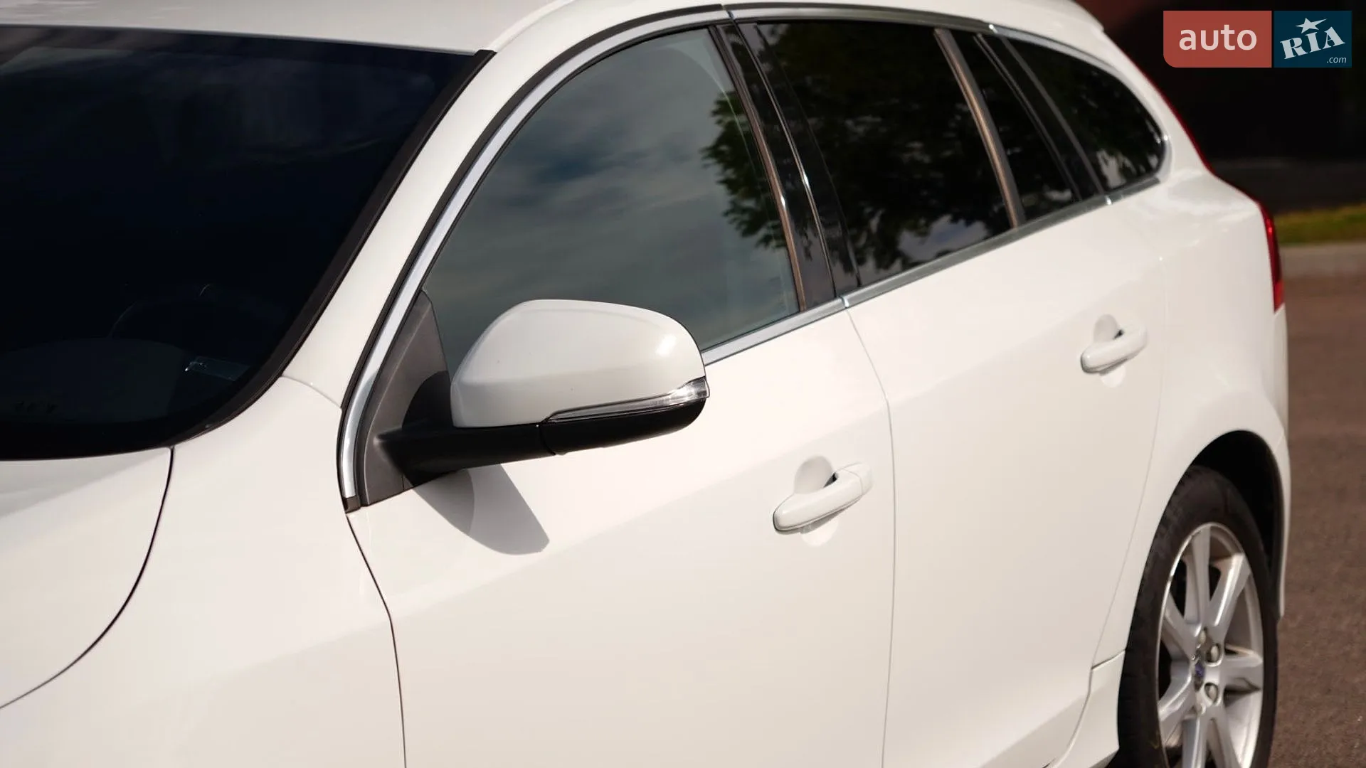 2016 Volvo V60 - мініатюра 9