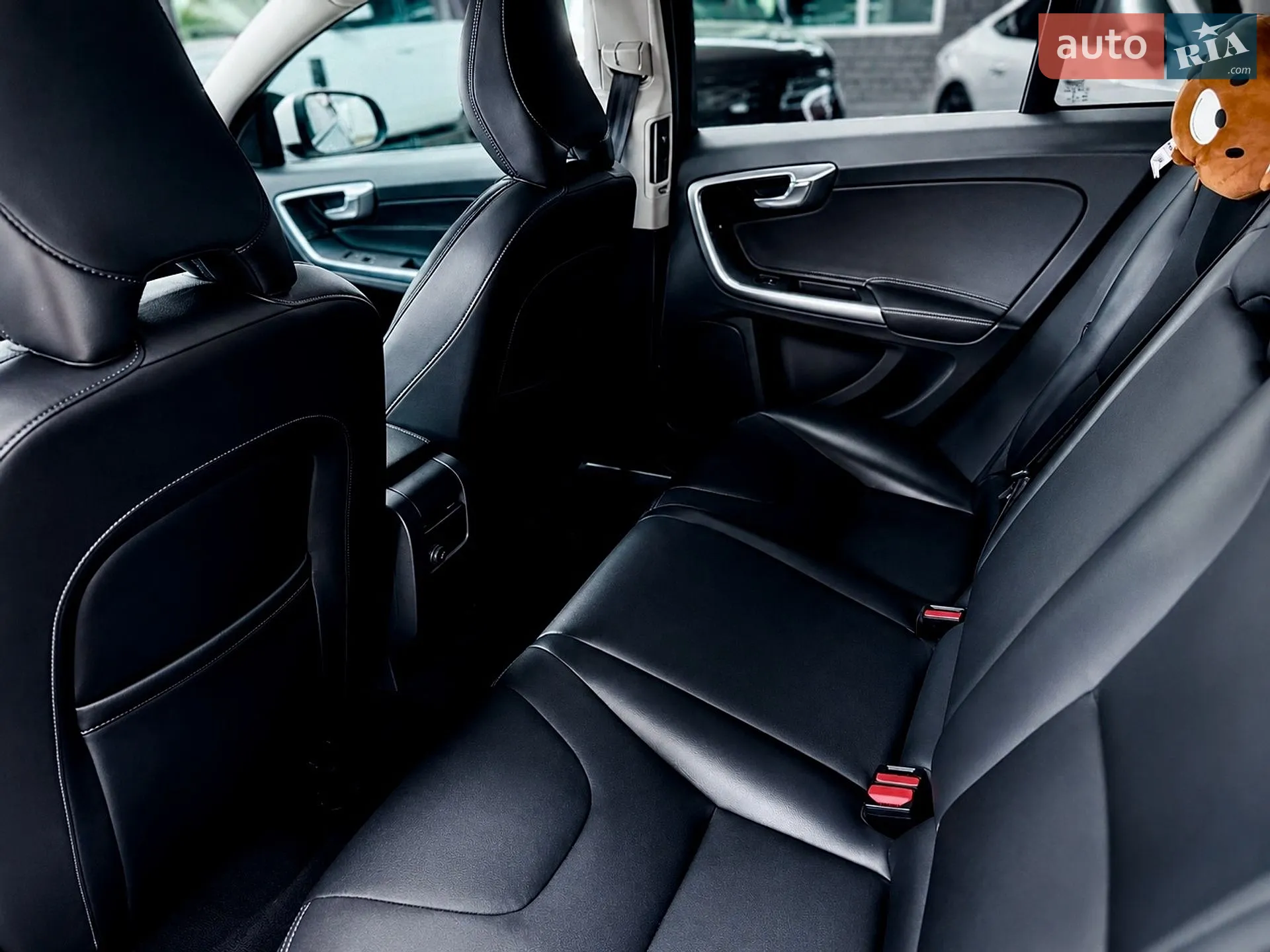 2016 Volvo V60 - мініатюра 9