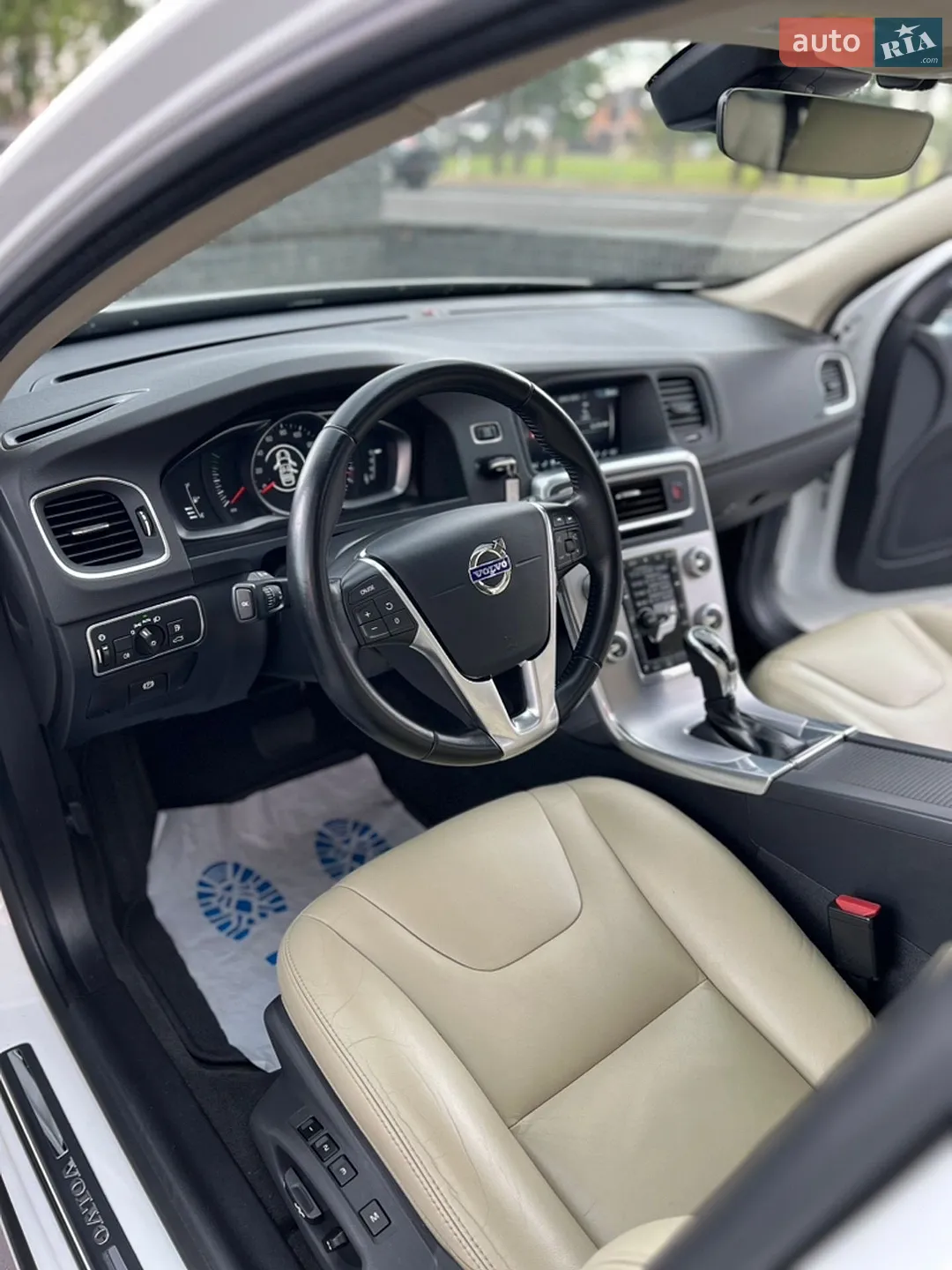 2017 Volvo V60 - мініатюра 24