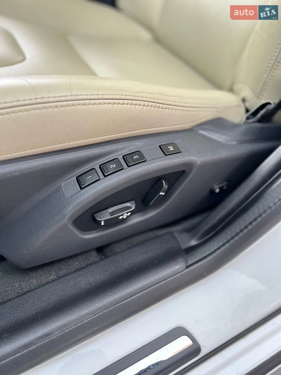 2017 Volvo V60 - мініатюра 26