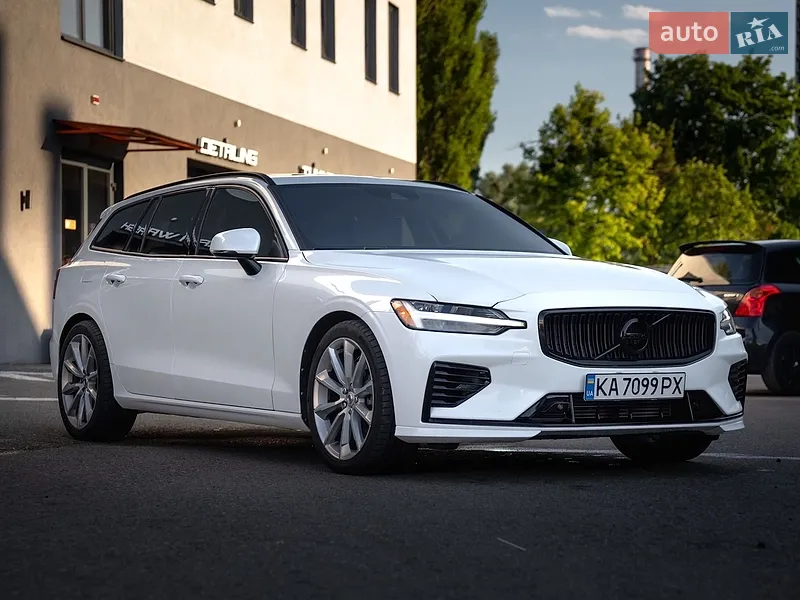 Volvo V60 2019