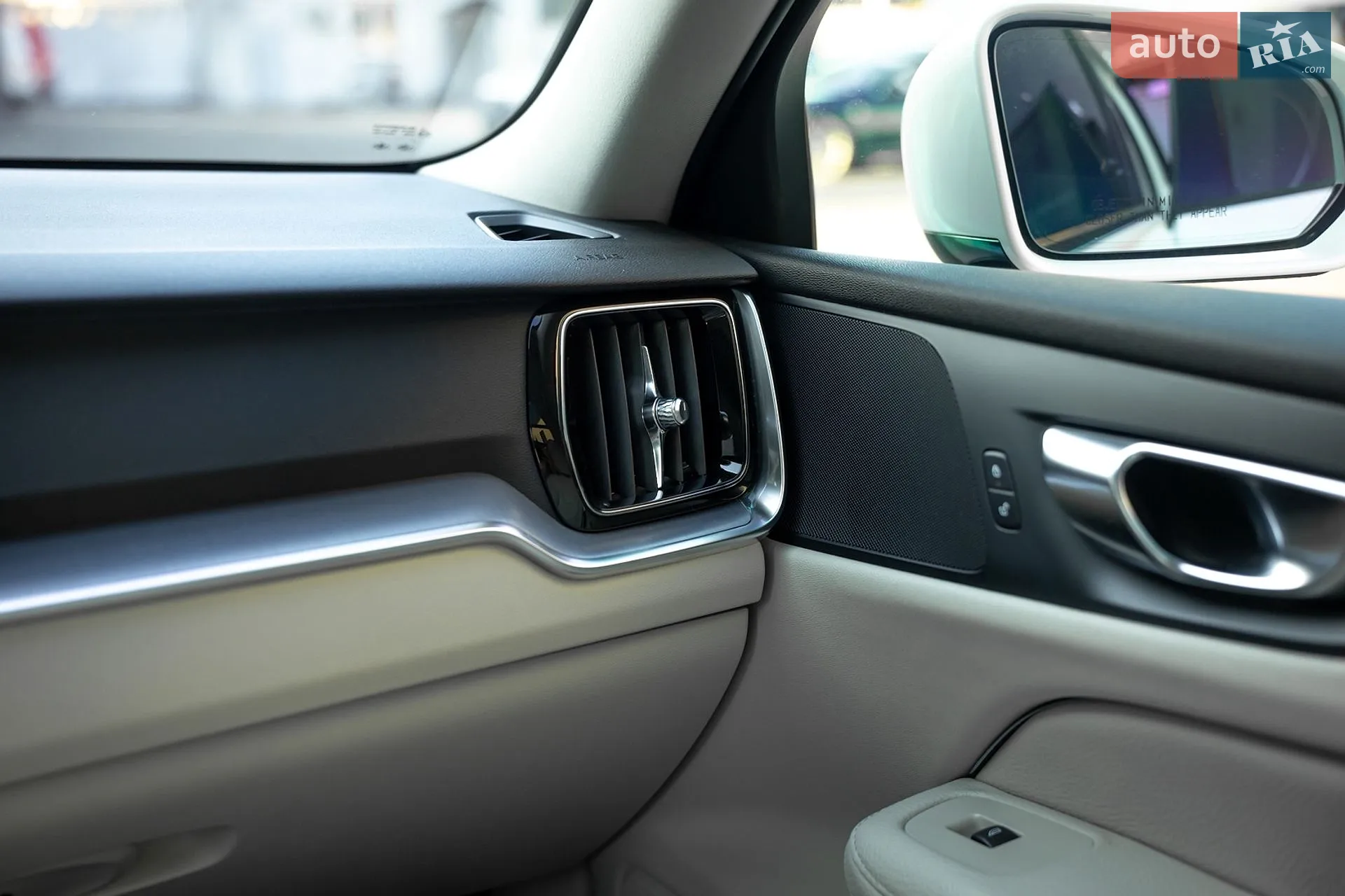 2019 Volvo V60 - мініатюра 21