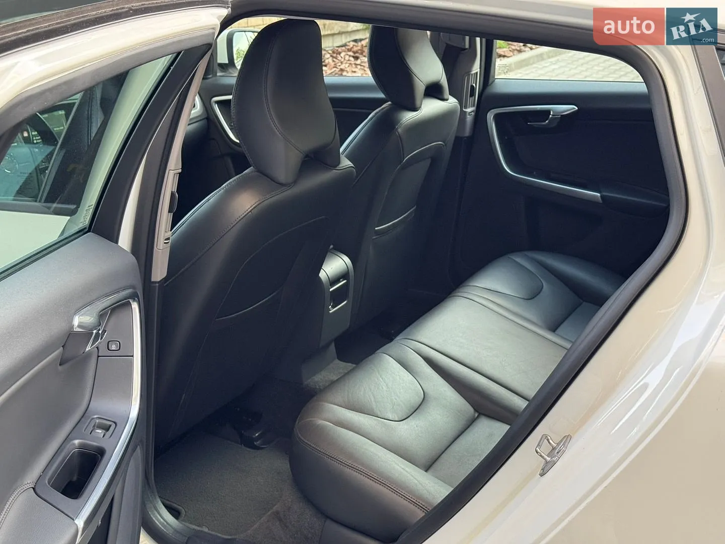 2015 Volvo V60 - мініатюра 22