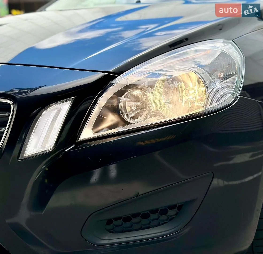 2013 Volvo V60 - мініатюра 10