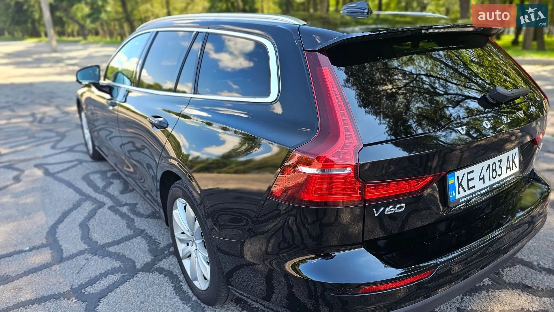 2019 Volvo V60 - мініатюра 8
