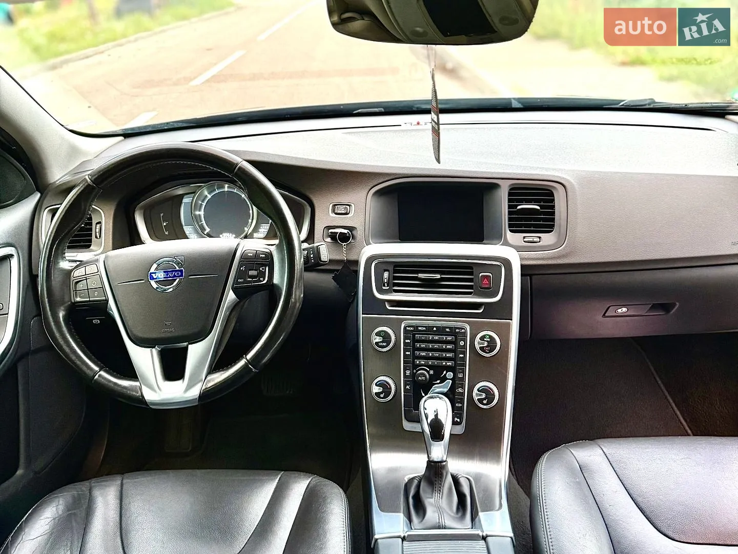 2015 Volvo V60 - мініатюра 17