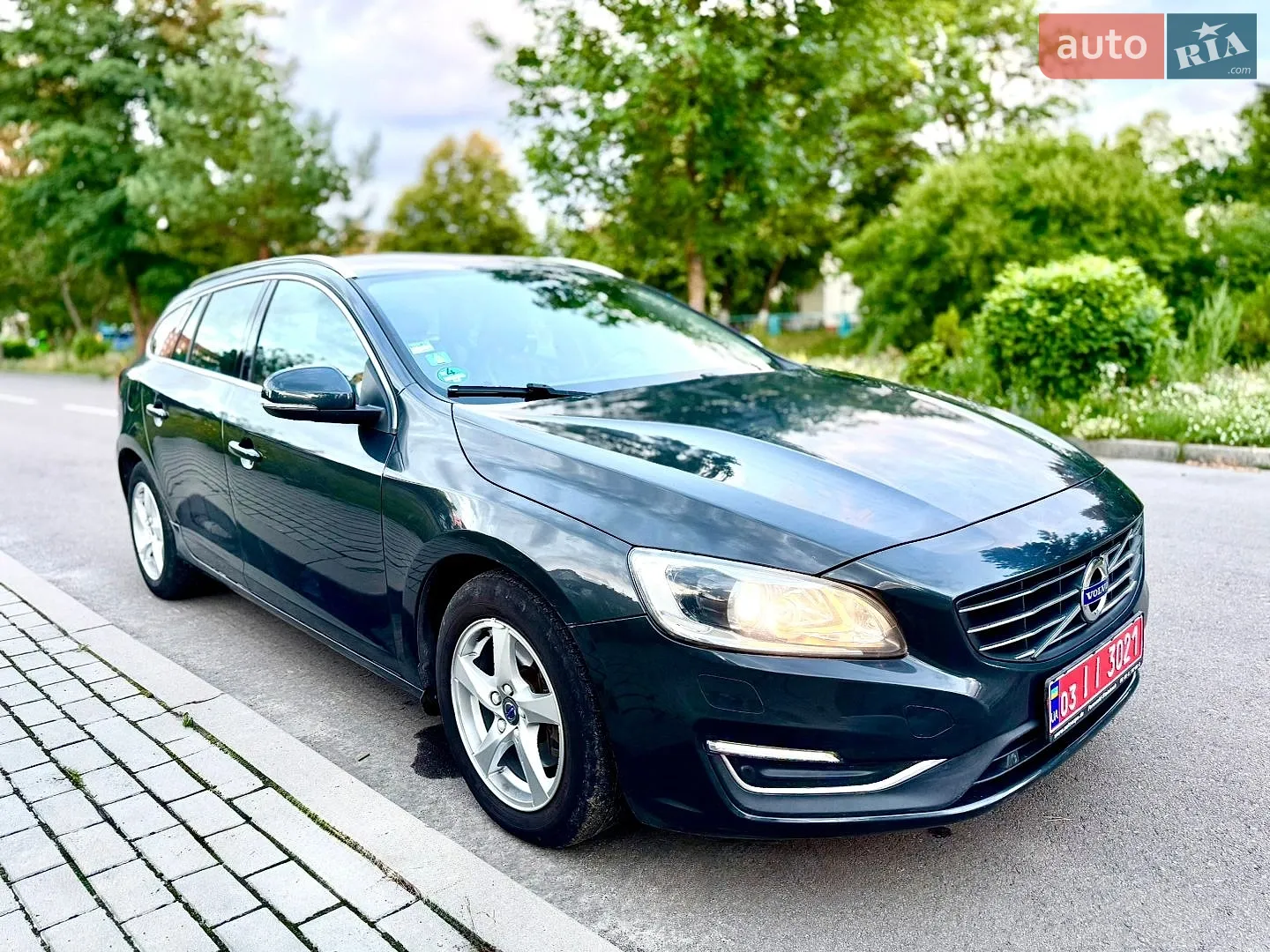 2015 Volvo V60 - мініатюра 5