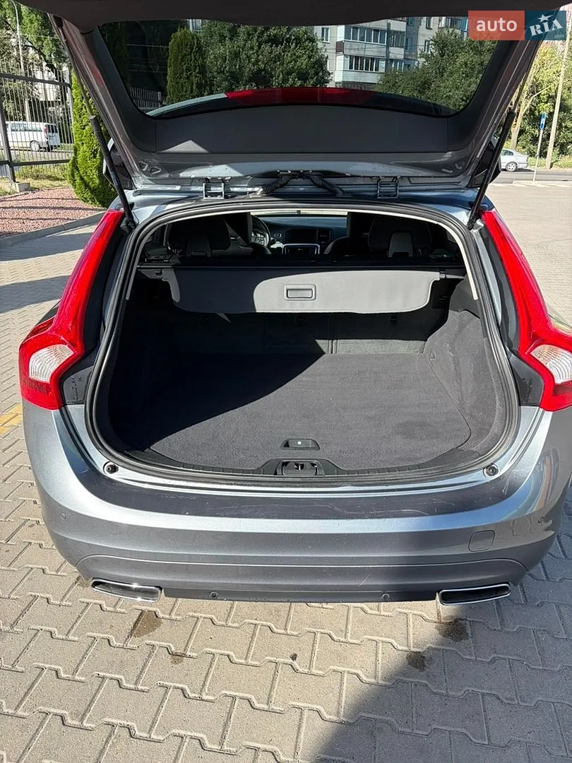 2016 Volvo V60 - мініатюра 34