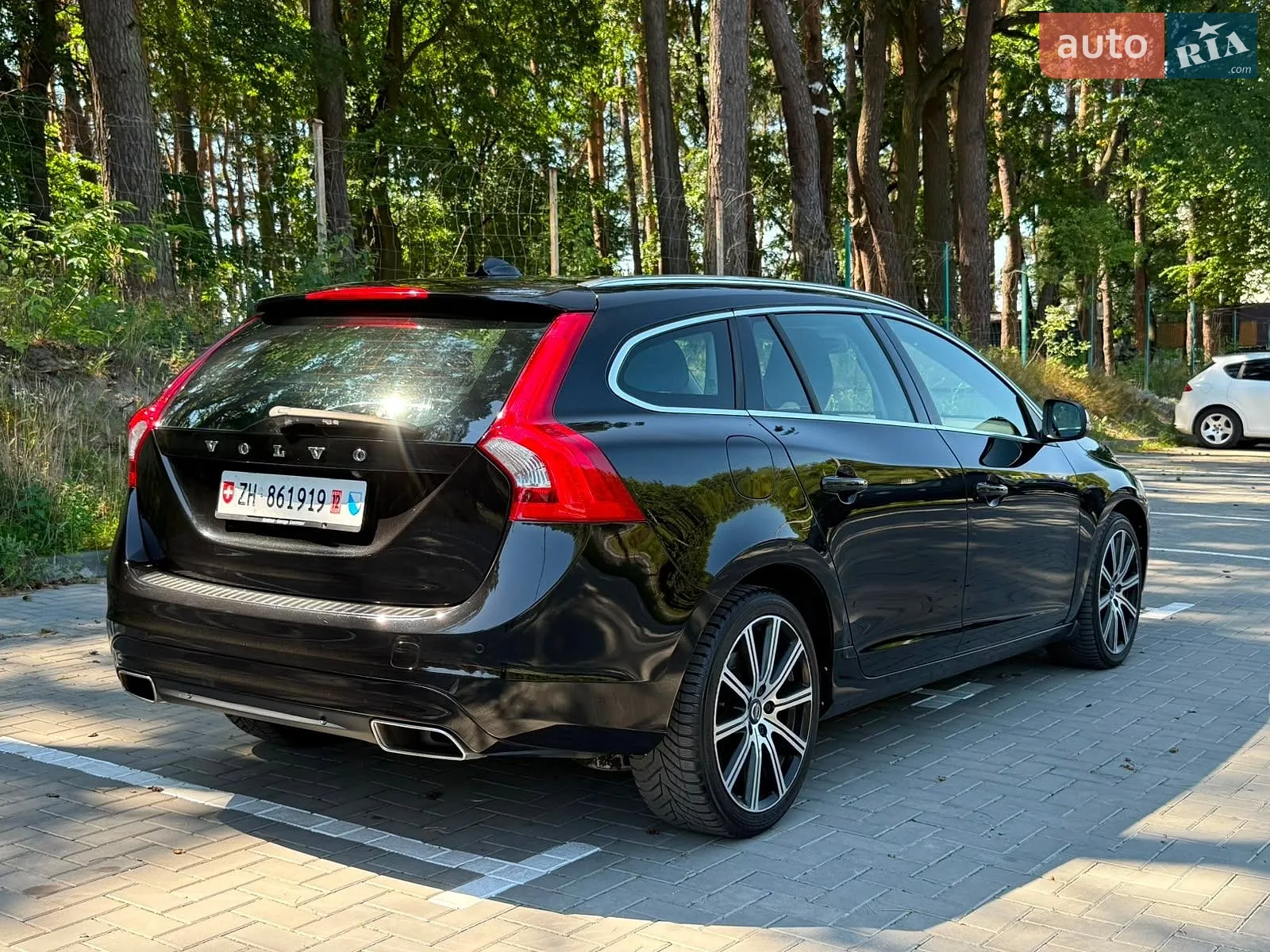 2015 Volvo V60 - мініатюра 4