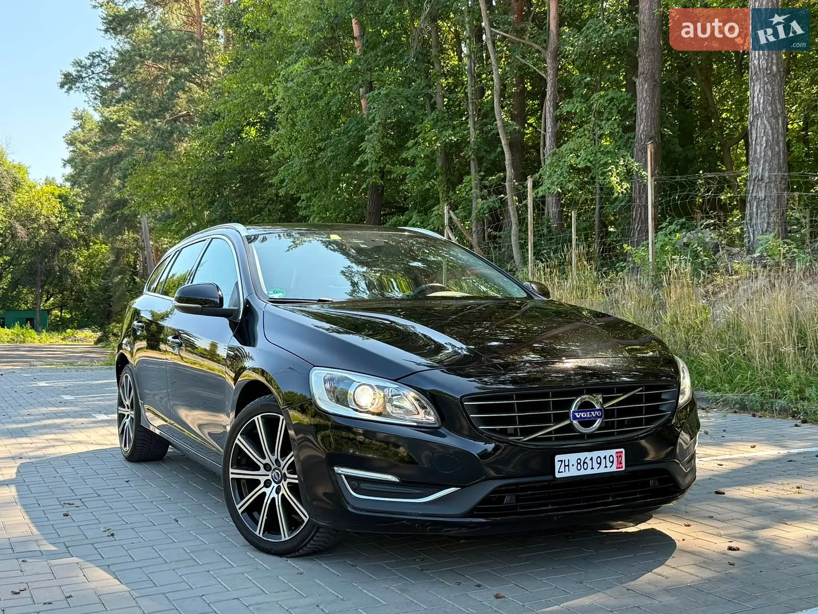 2015 Volvo V60 - мініатюра 12