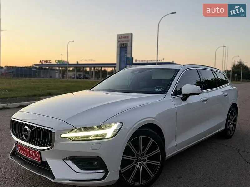 Volvo V60 2019
