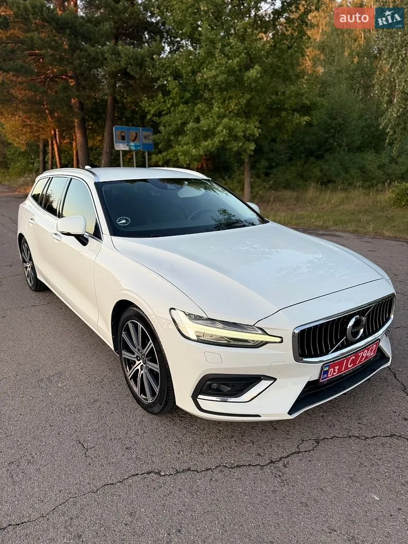 2019 Volvo V60 - мініатюра 11
