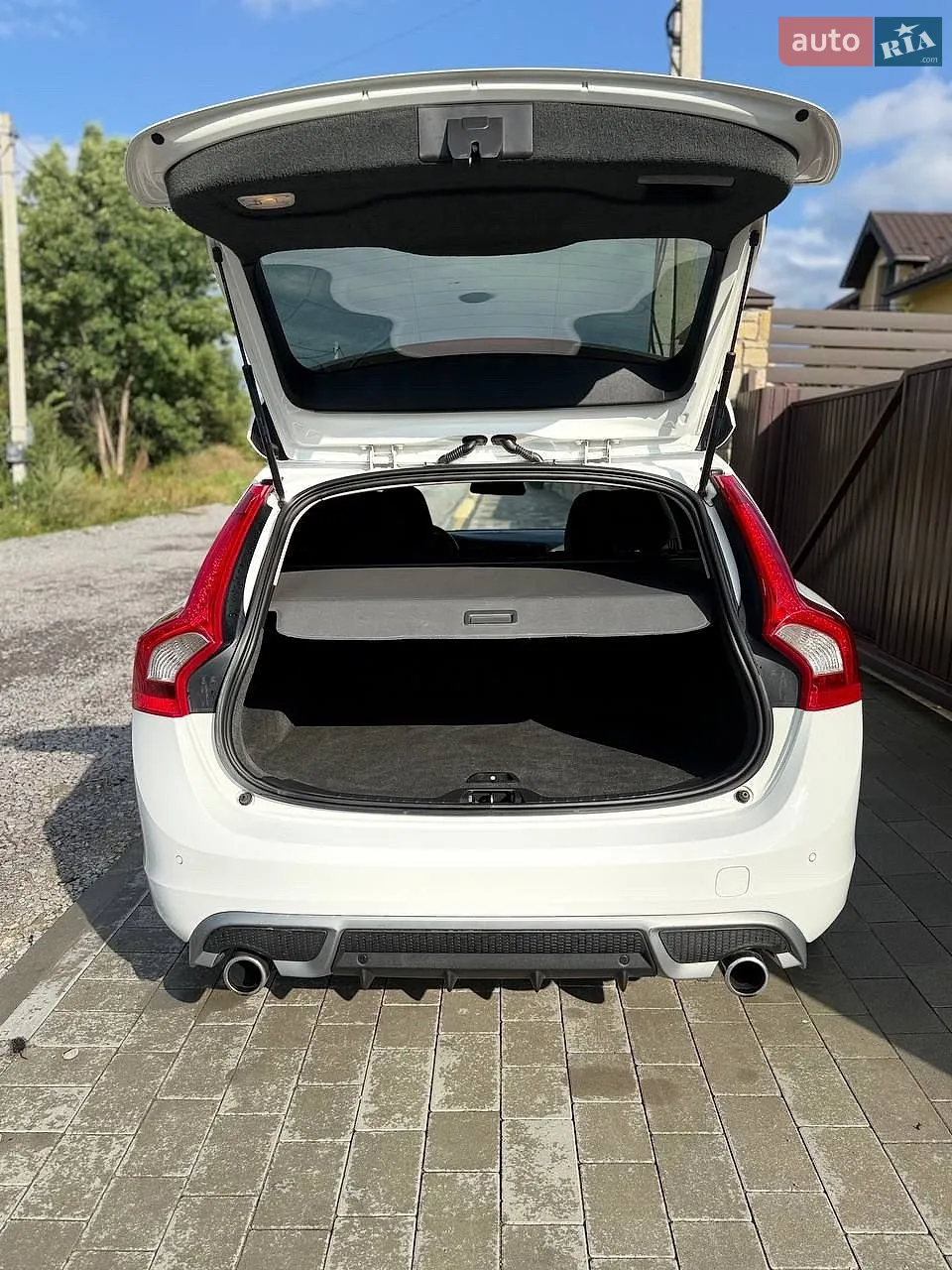2010 Volvo V60 - мініатюра 8