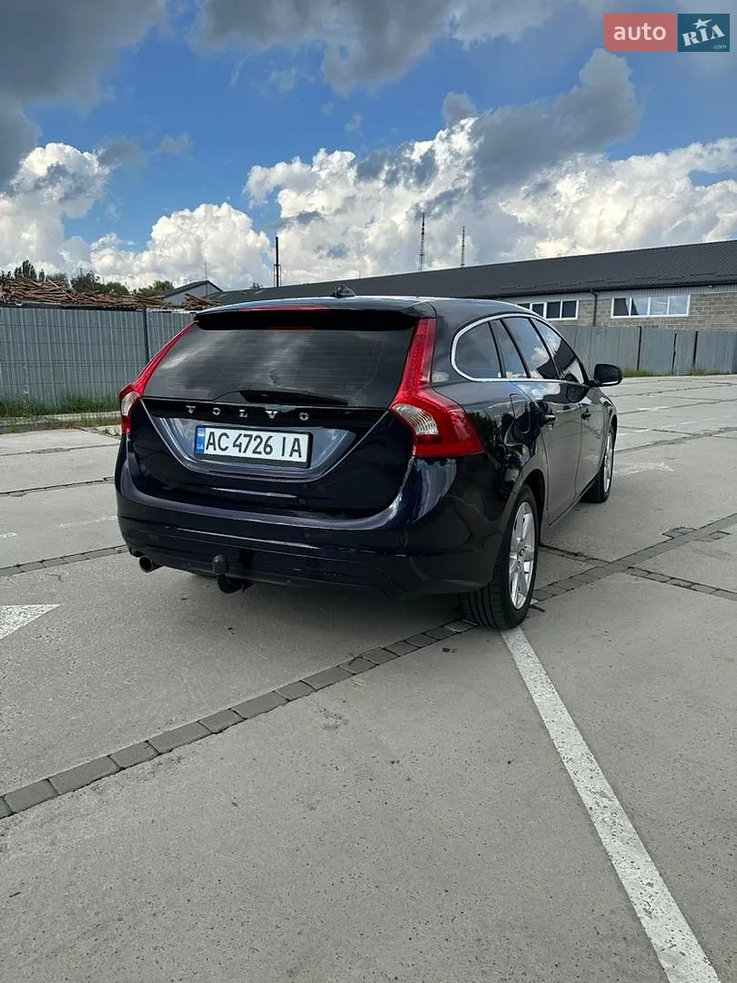 2018 Volvo V60 - мініатюра 8
