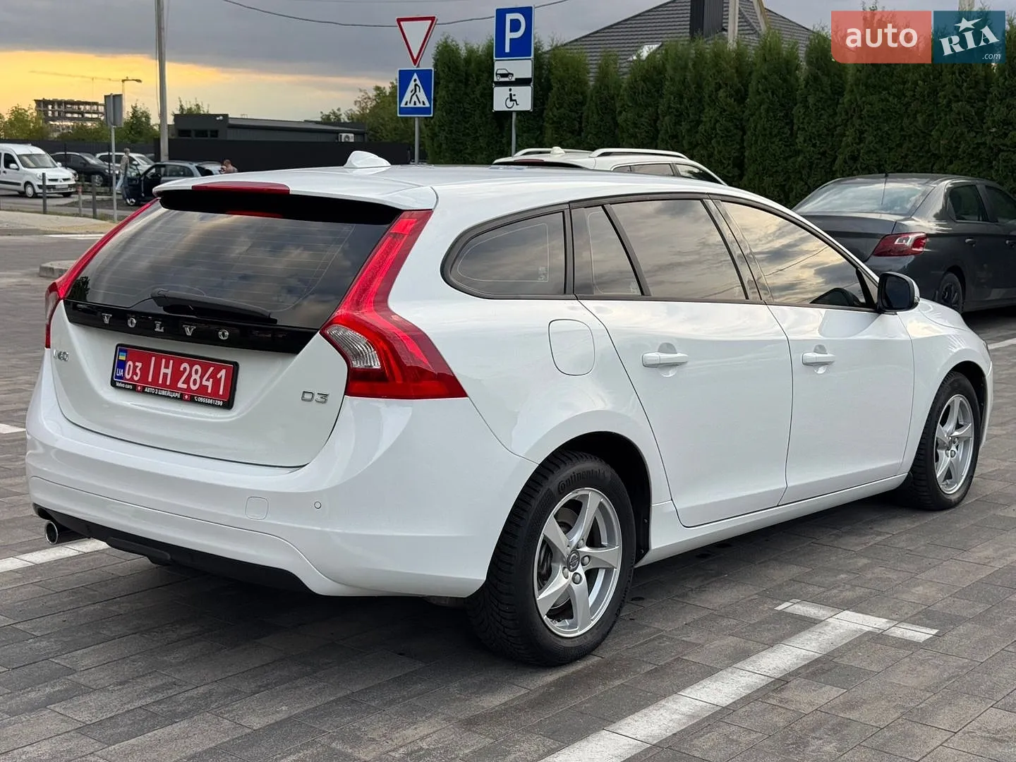 2015 Volvo V60 - мініатюра 22