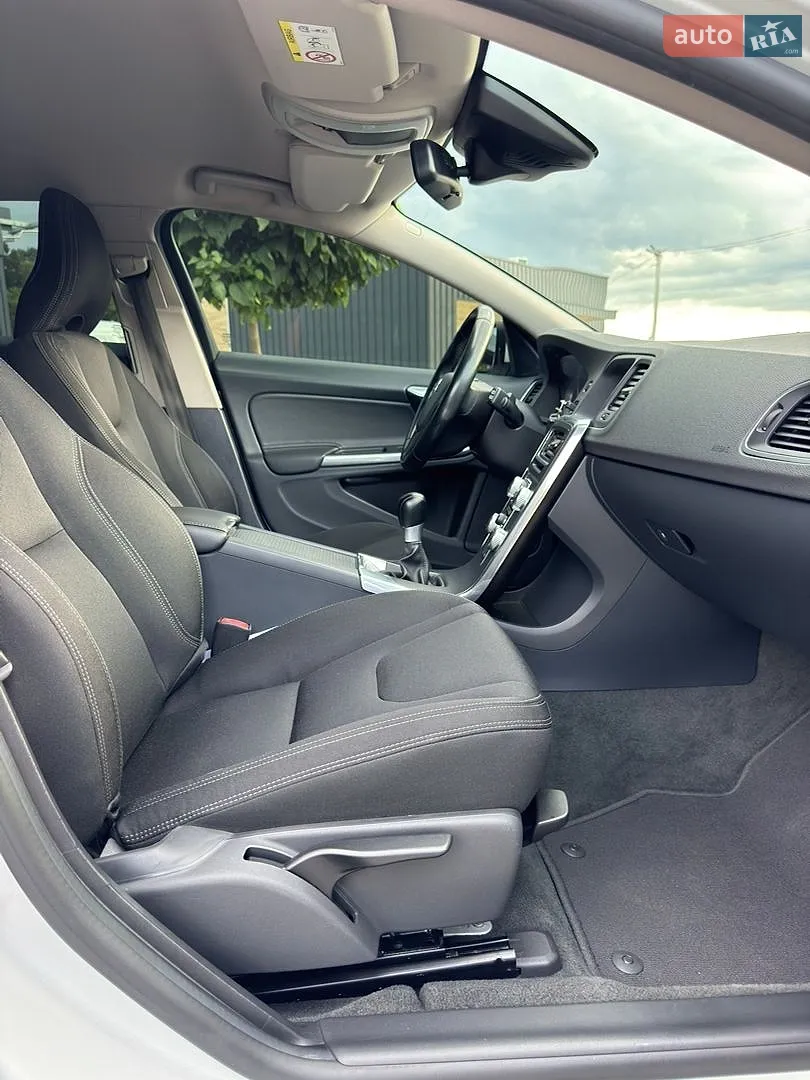 2015 Volvo V60 - мініатюра 36