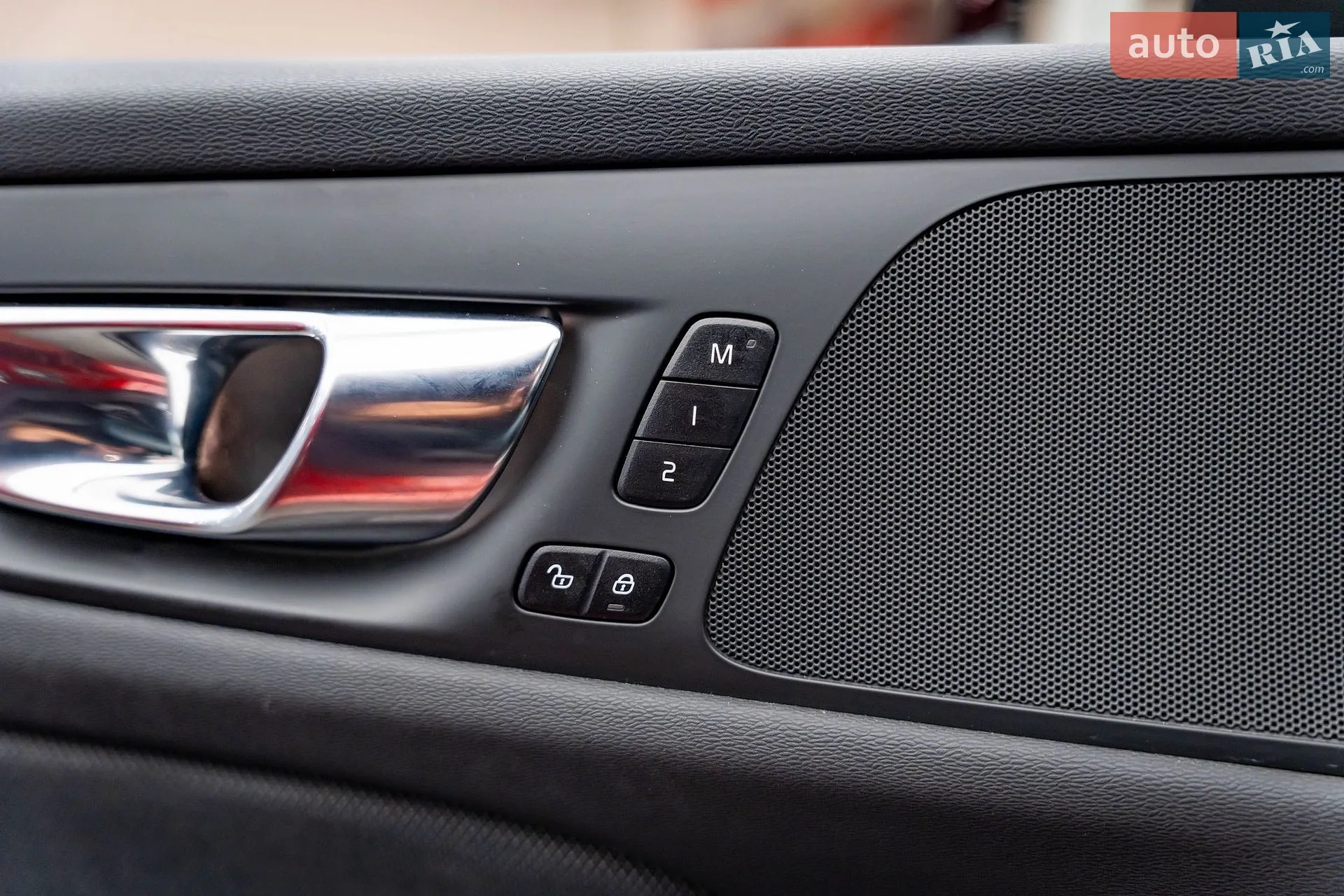 2021 Volvo V60 - мініатюра 18
