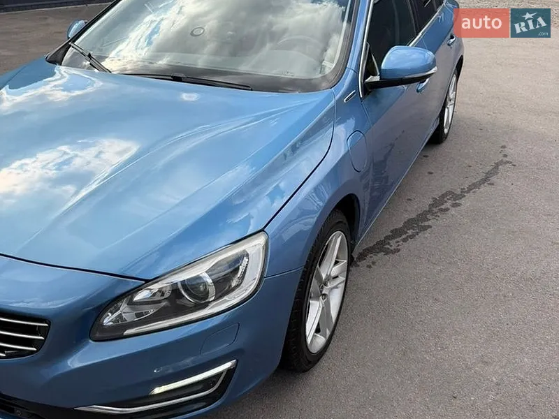 Volvo V60 2014