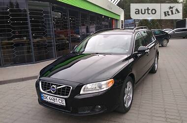 Volvo V70 2010