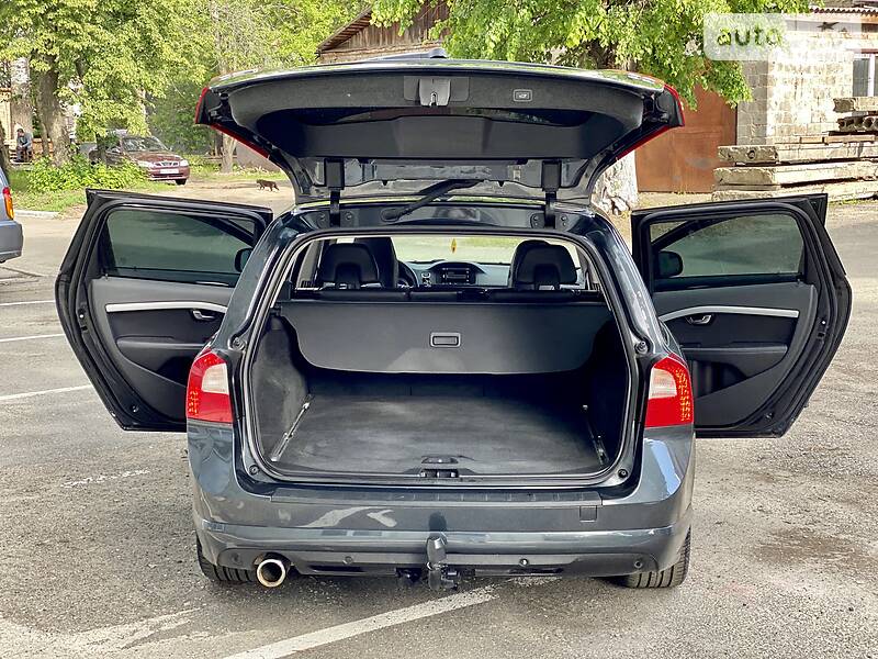 Универсал Volvo V70 2013 в Киеве