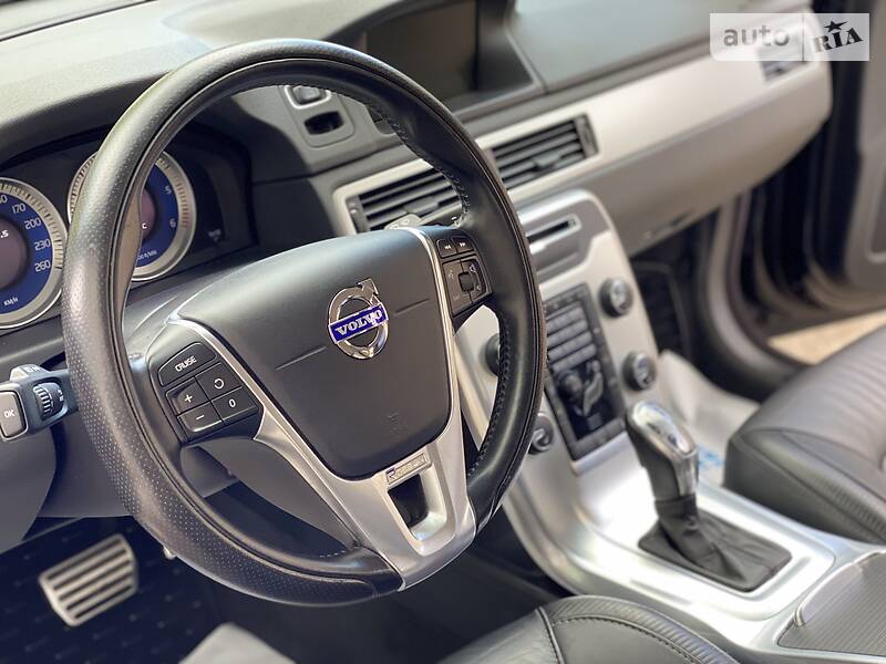 Универсал Volvo V70 2013 в Киеве