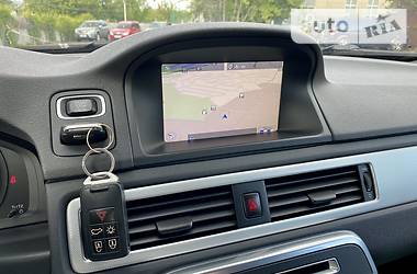 Универсал Volvo V70 2013 в 
