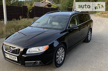 Универсал Volvo V70 2011 в Киеве