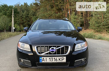 Volvo V70 2011