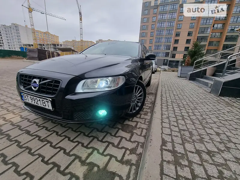 Volvo V70 2013