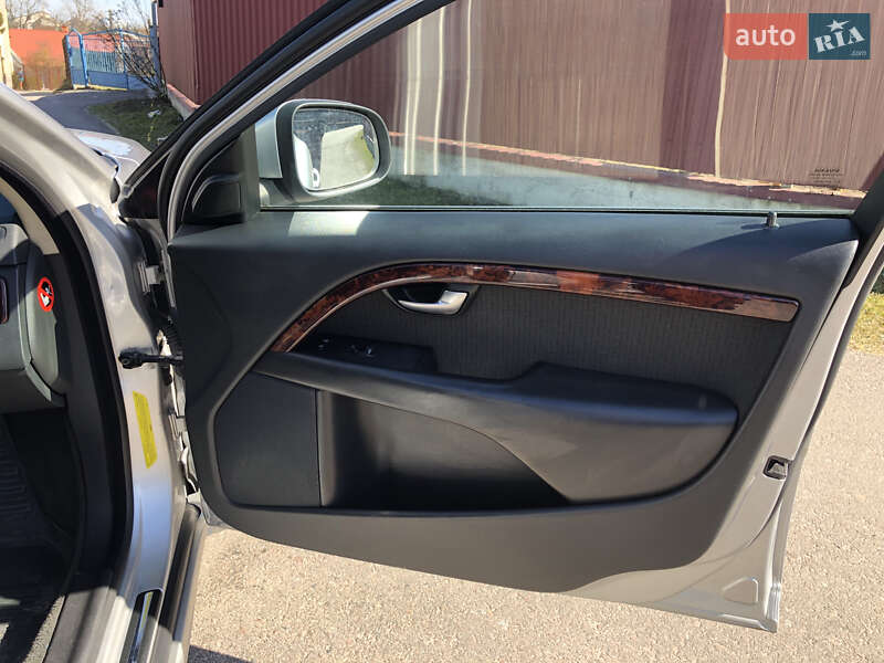 Универсал Volvo V70 2007 в Львове фото 26 Универсал Volvo V70 2007 в Львове