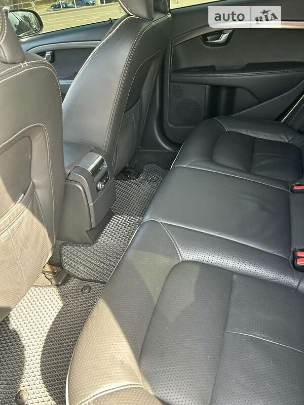 Универсал Volvo V70 2015 в Чернигове фото 34 Универсал Volvo V70 2015 в Чернигове