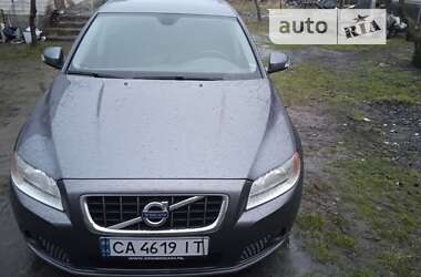 Volvo V70 2010