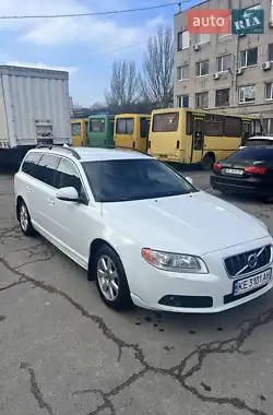 Volvo V70 2012