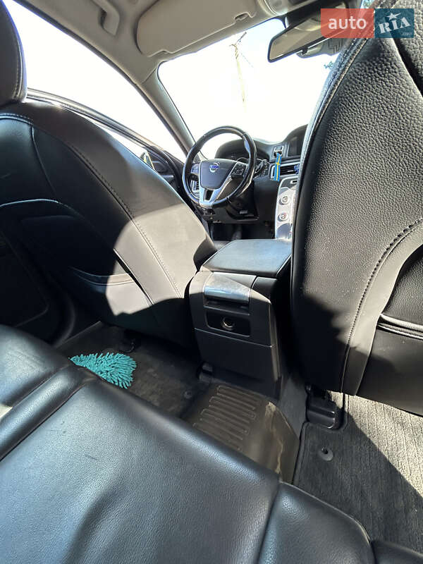 Универсал Volvo V70 2014 в Гайвороне