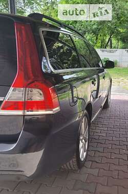 Універсал Volvo V70 2013 в Хмельницькому