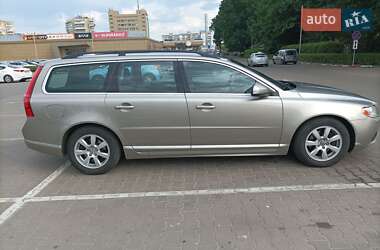 Универсал Volvo V70 2011 в 