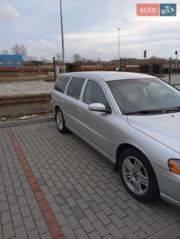 Универсал Volvo V70 2004 в Каменец-Подольском фото 7 Универсал Volvo V70 2004 в Каменец-Подольском