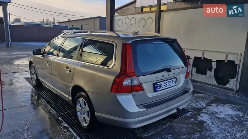 Volvo V70 2010