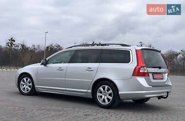 Універсал Volvo V70 2010 в Радивиліві