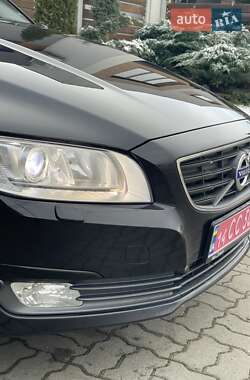 Універсал Volvo V70 2015 в 
