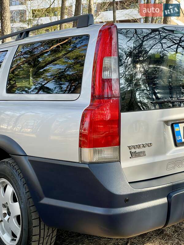 Универсал Volvo V70 2001 в Киеве фото 11 Универсал Volvo V70 2001 в Киеве