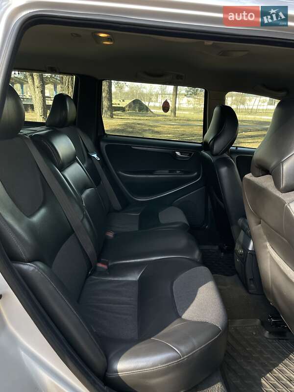 Универсал Volvo V70 2001 в Киеве фото 21 Универсал Volvo V70 2001 в Киеве