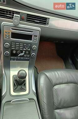 Универсал Volvo V70 2010 в 