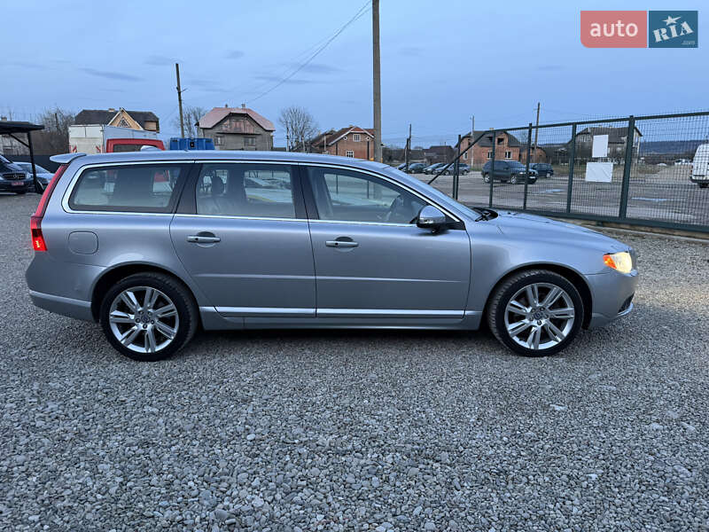 Універсал Volvo V70 2010 в Калуші