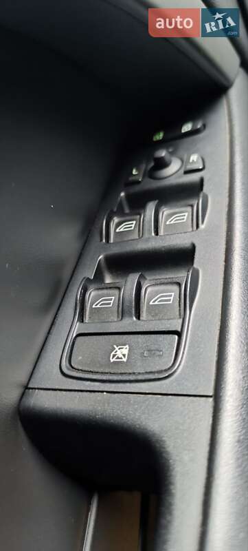 Универсал Volvo V70 2008 в Черновцах